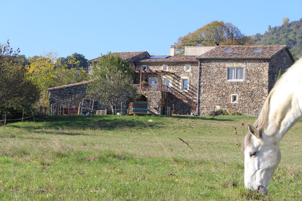 L'Attrape Reve Insolite Saint-Vincent-de-Barres Kültér fotó